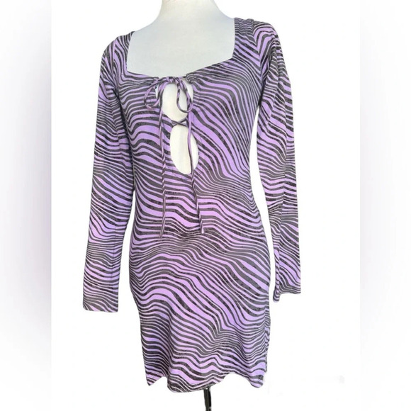 Motel Long-Sleeve Mini Dress - Purple Wavy Stripe Pattern, Size Small (NWT) - Picture 4 of 9
